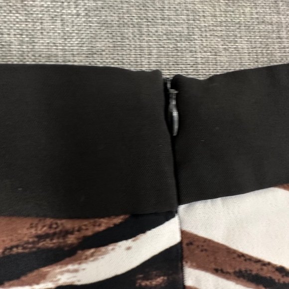 Connected Apparel Zebra Dress Sz 10 Sleeveless Boat Neck Black Brown Off White - Picture 11 of 13